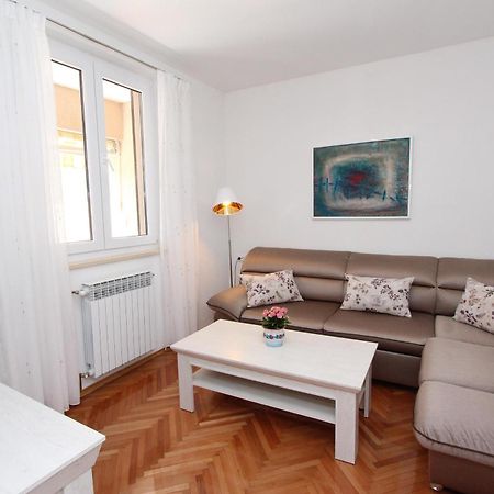רוביני Guest House Aurora מראה חיצוני תמונה