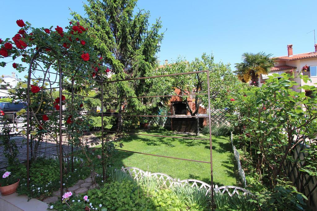 רוביני Guest House Aurora מראה חיצוני תמונה