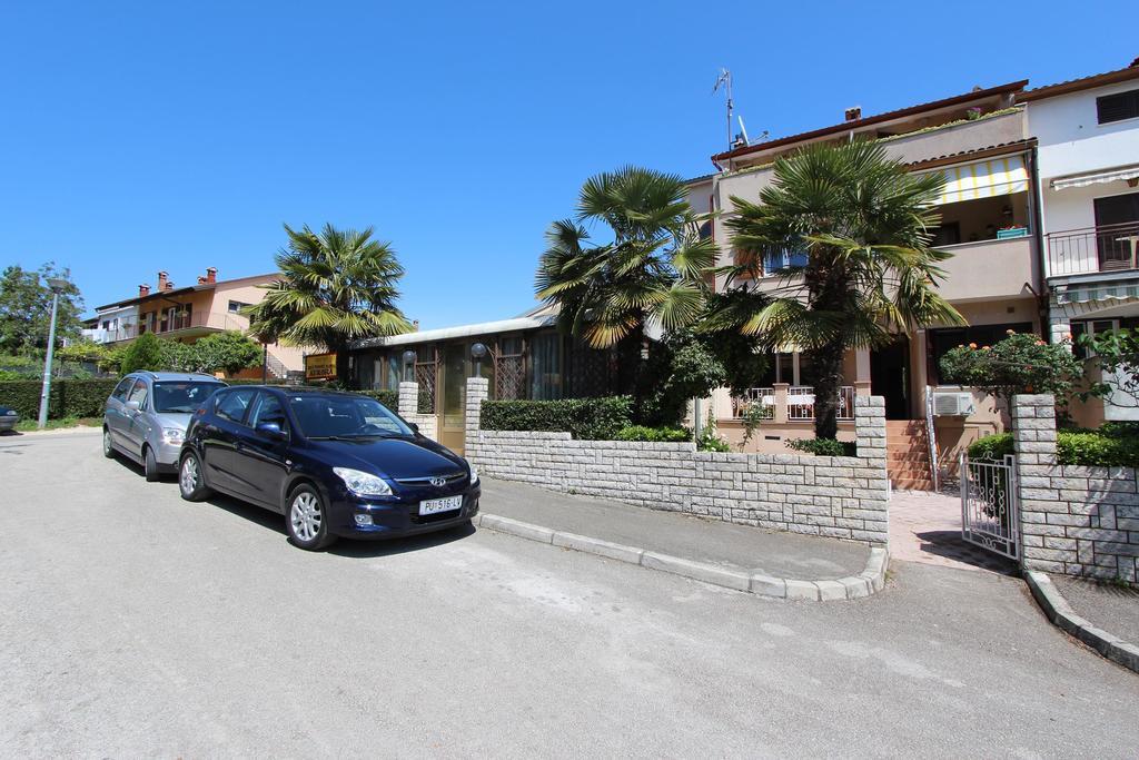 רוביני Guest House Aurora מראה חיצוני תמונה