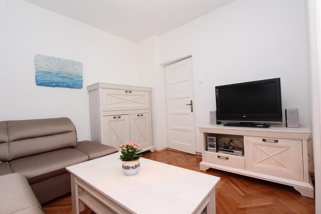 רוביני Guest House Aurora מראה חיצוני תמונה