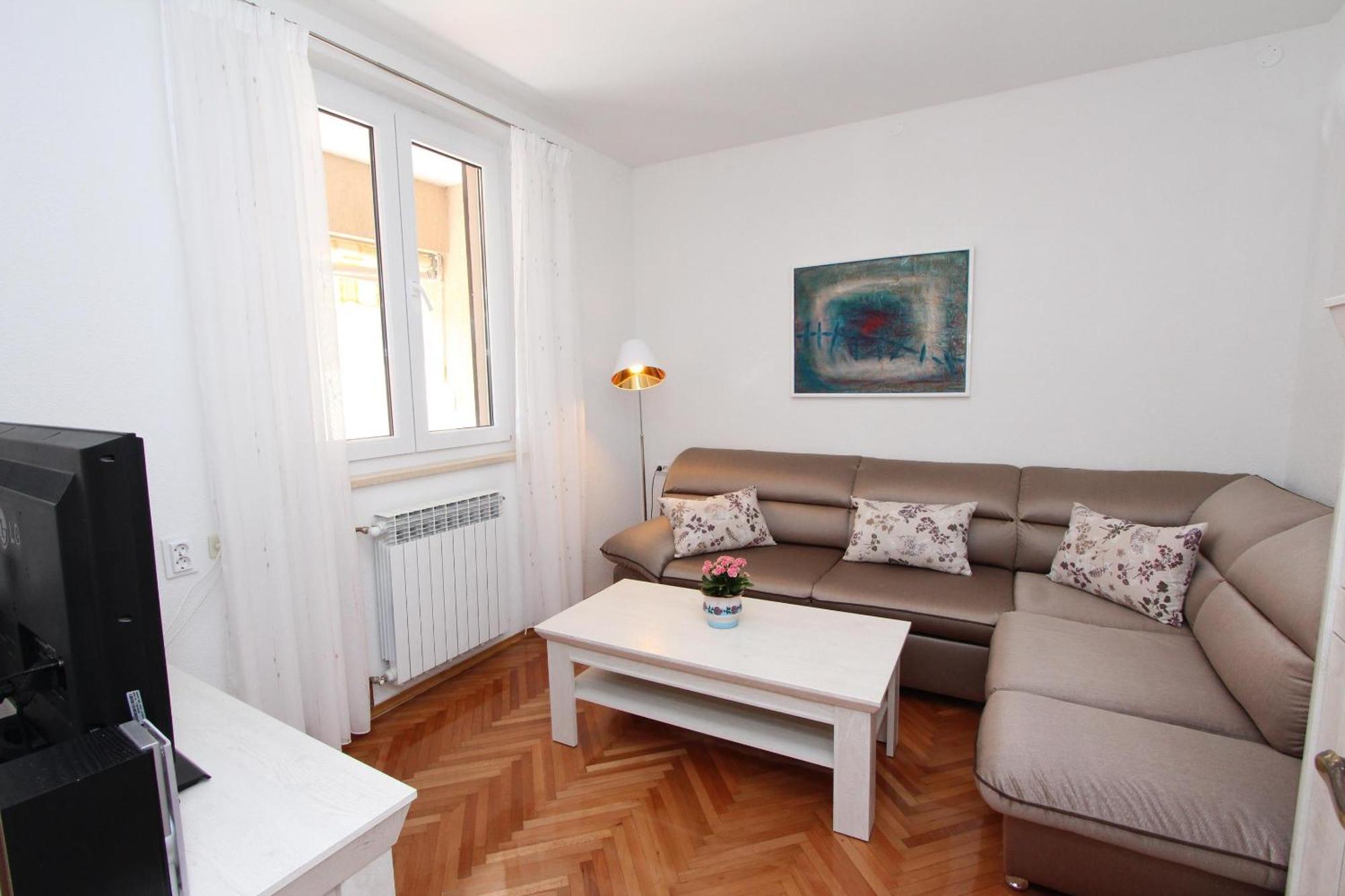רוביני Guest House Aurora מראה חיצוני תמונה