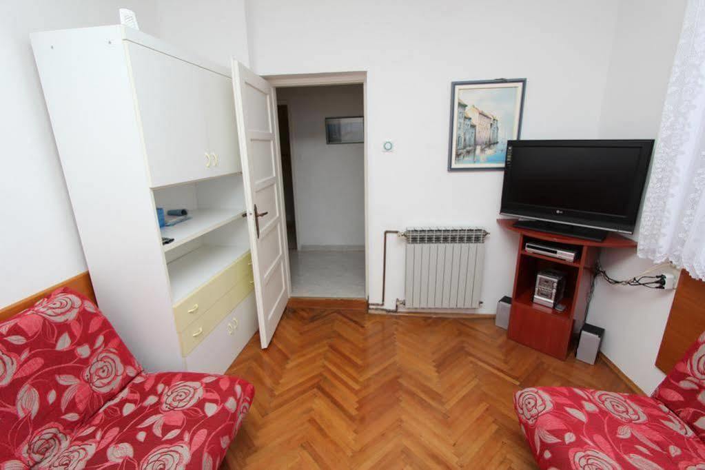 רוביני Guest House Aurora מראה חיצוני תמונה