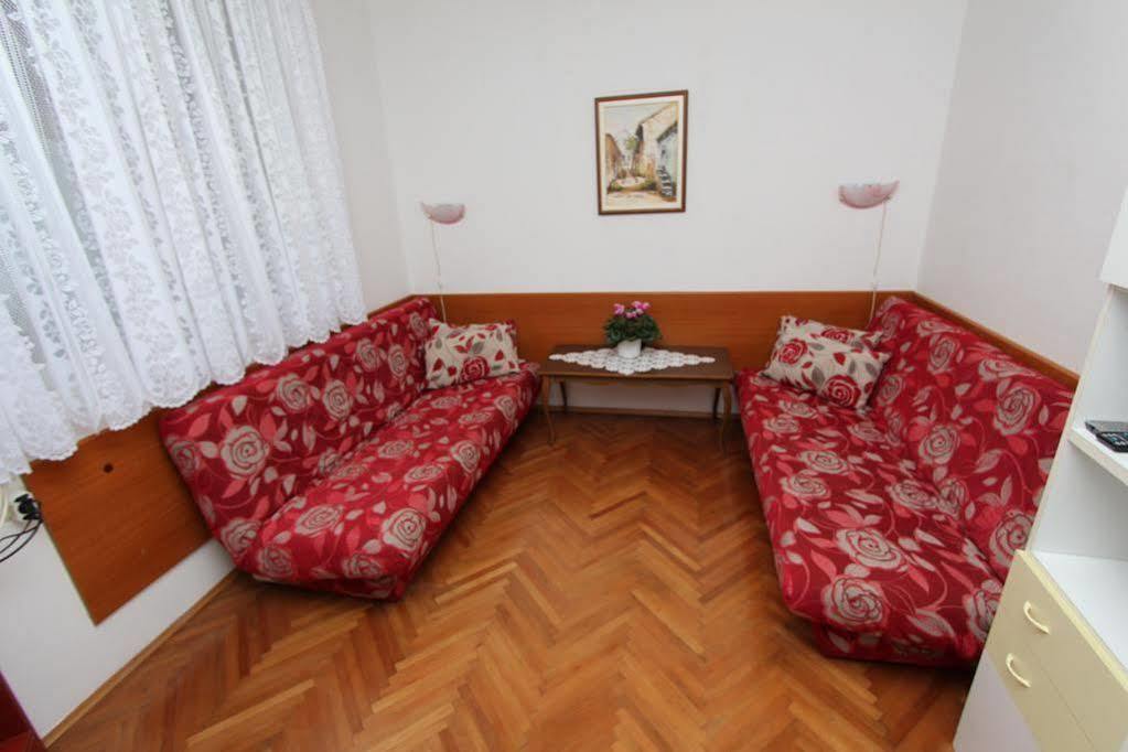 רוביני Guest House Aurora מראה חיצוני תמונה