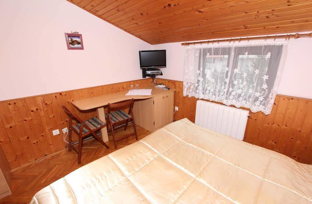 רוביני Guest House Aurora מראה חיצוני תמונה