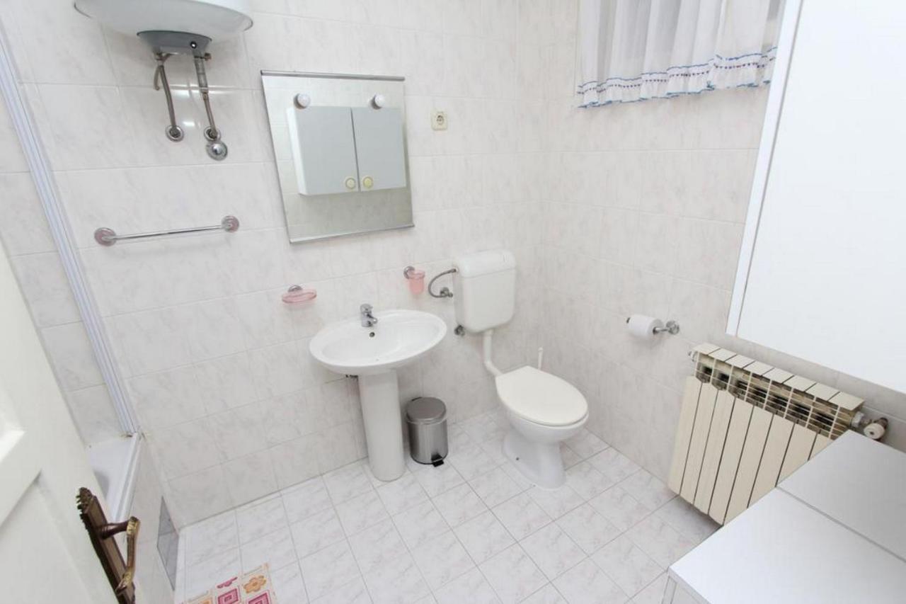 רוביני Guest House Aurora חדר תמונה